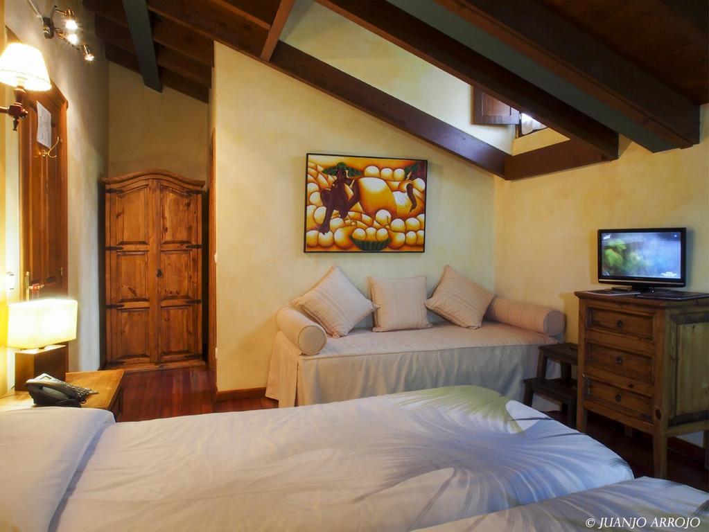 Hotel Rural Sucuevas (Adults Only) Llano-Con Room photo